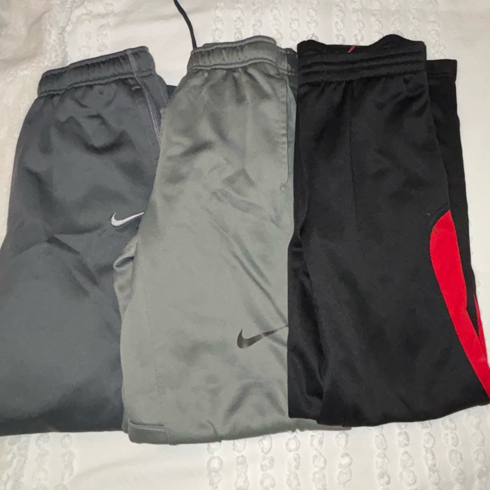 Lots of 3, boys large Nike joggers